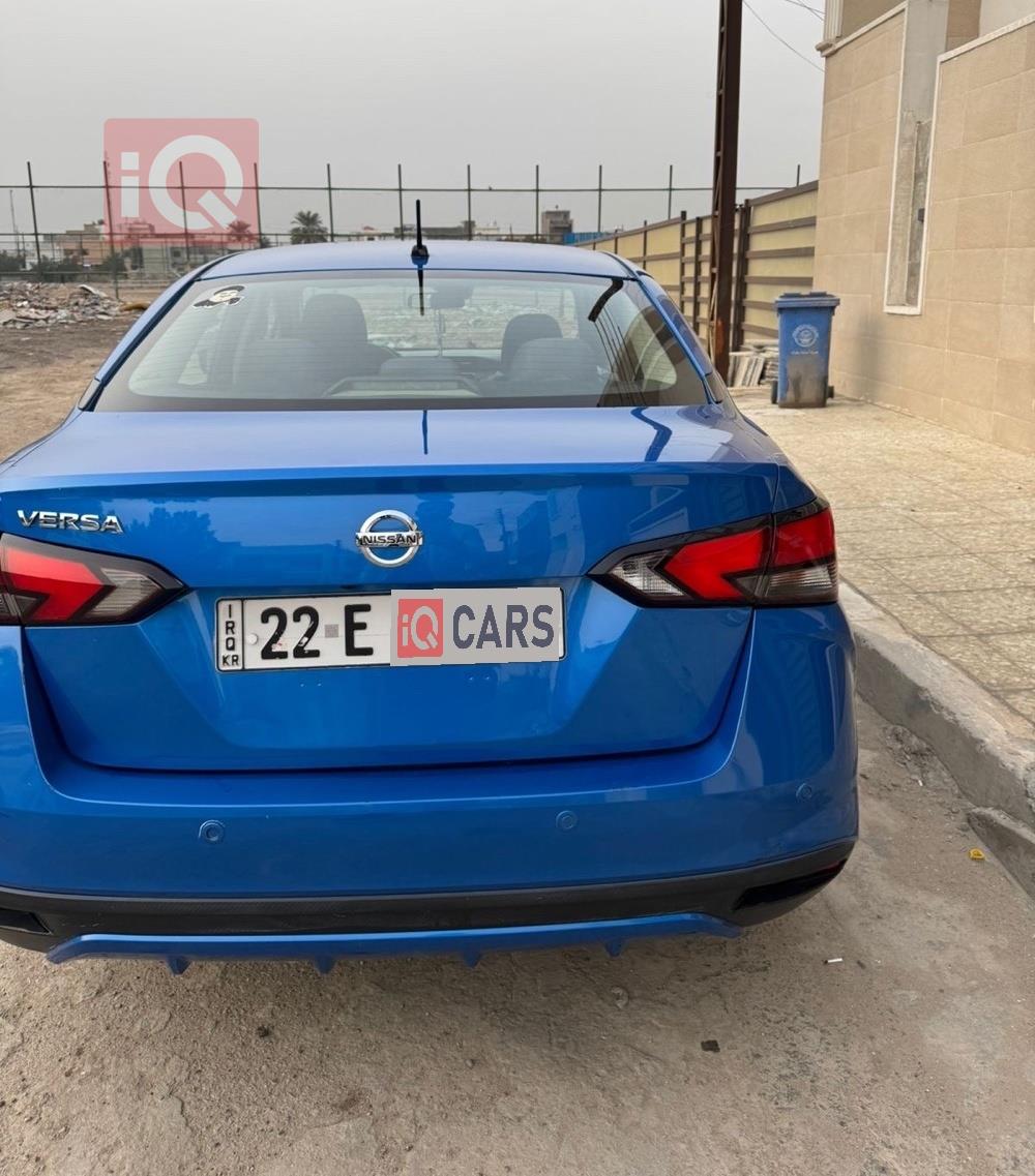 نیسان ڤێرسا